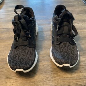 Bounce adidas sneaker